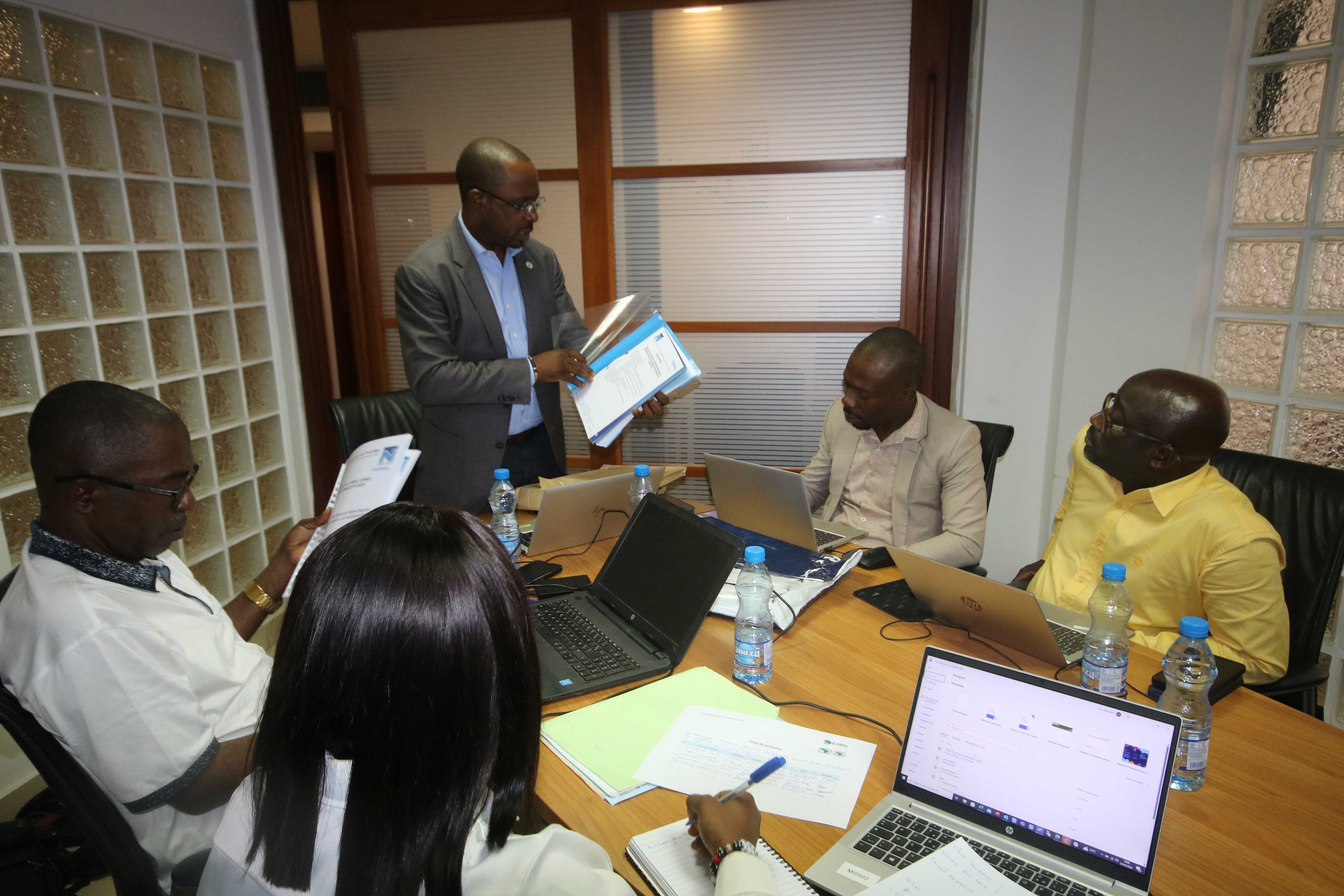 Acquisition prochaine de Bancs didactiques  pour instrumentation et automatisme  à l'E3MG