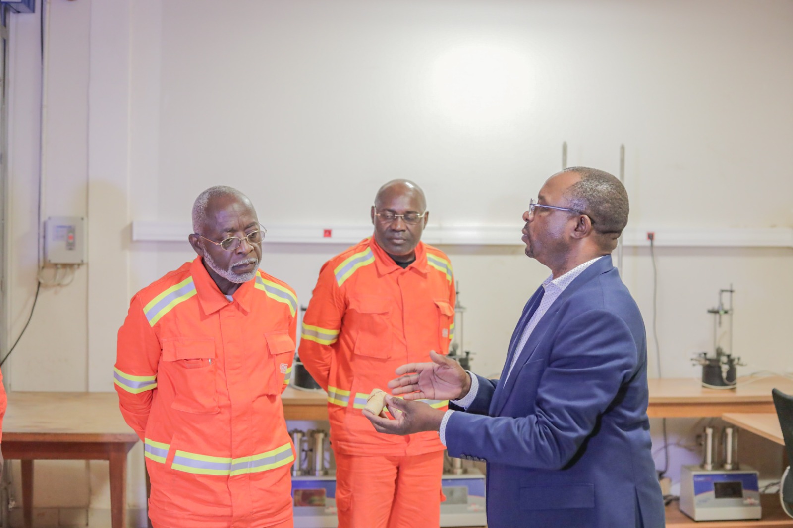 Visite du Ministre de l’industrie à l’E3MG